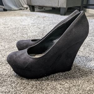 Black Suede Wedge
